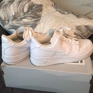 Nike Air Force 1